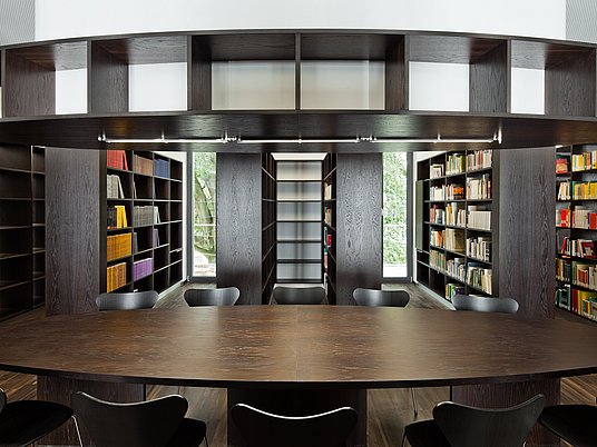 Bibliothek am Standort Aachen