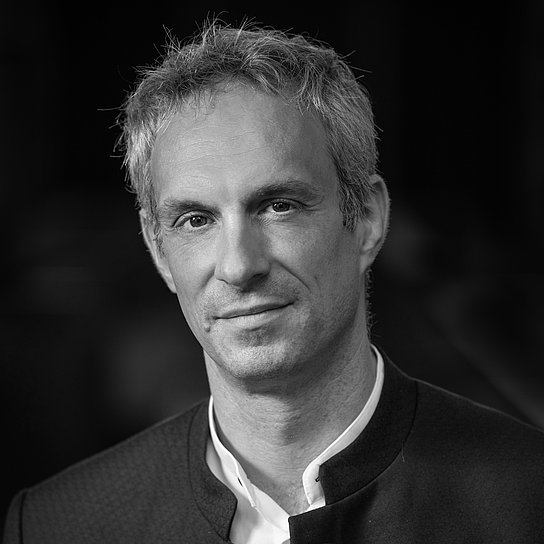 Portrait von Prof. Dr. Markus Uhl